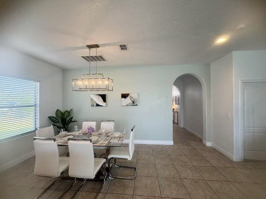Furnished Finder property 885619_1 photo 4