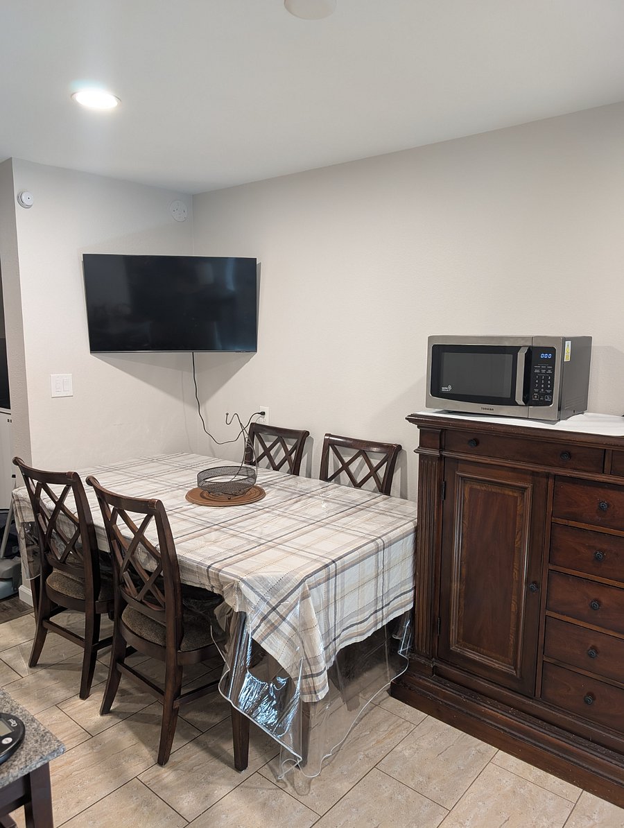 Furnished Finder property 885634_1 photo 11