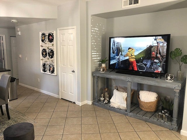 Furnished Finder property 885646_1 photo 12