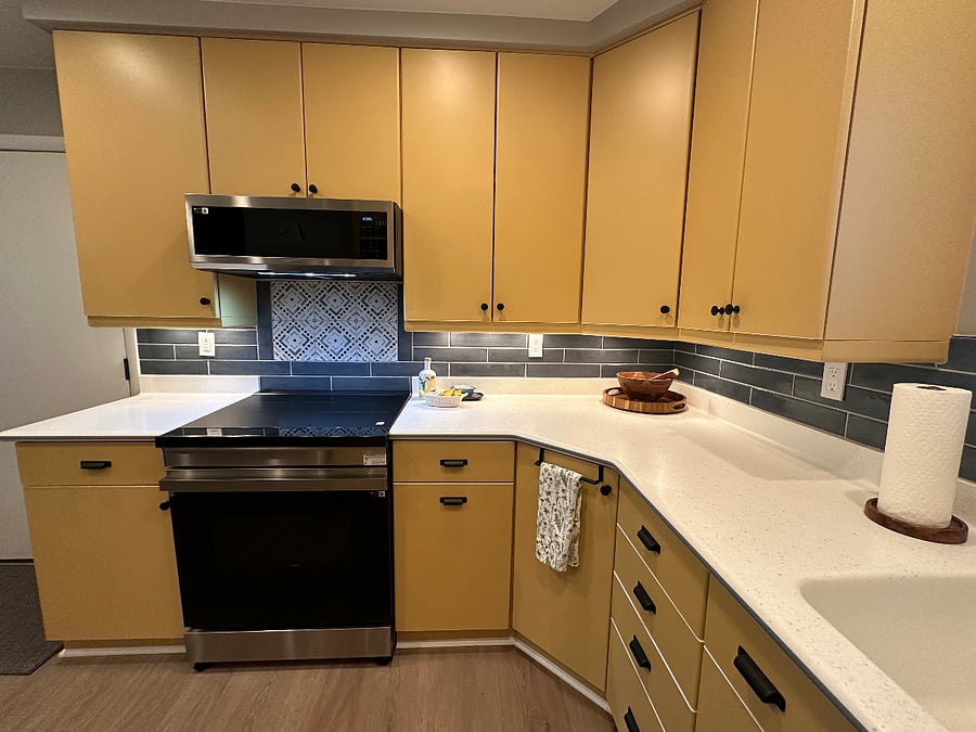Induction range and microwave