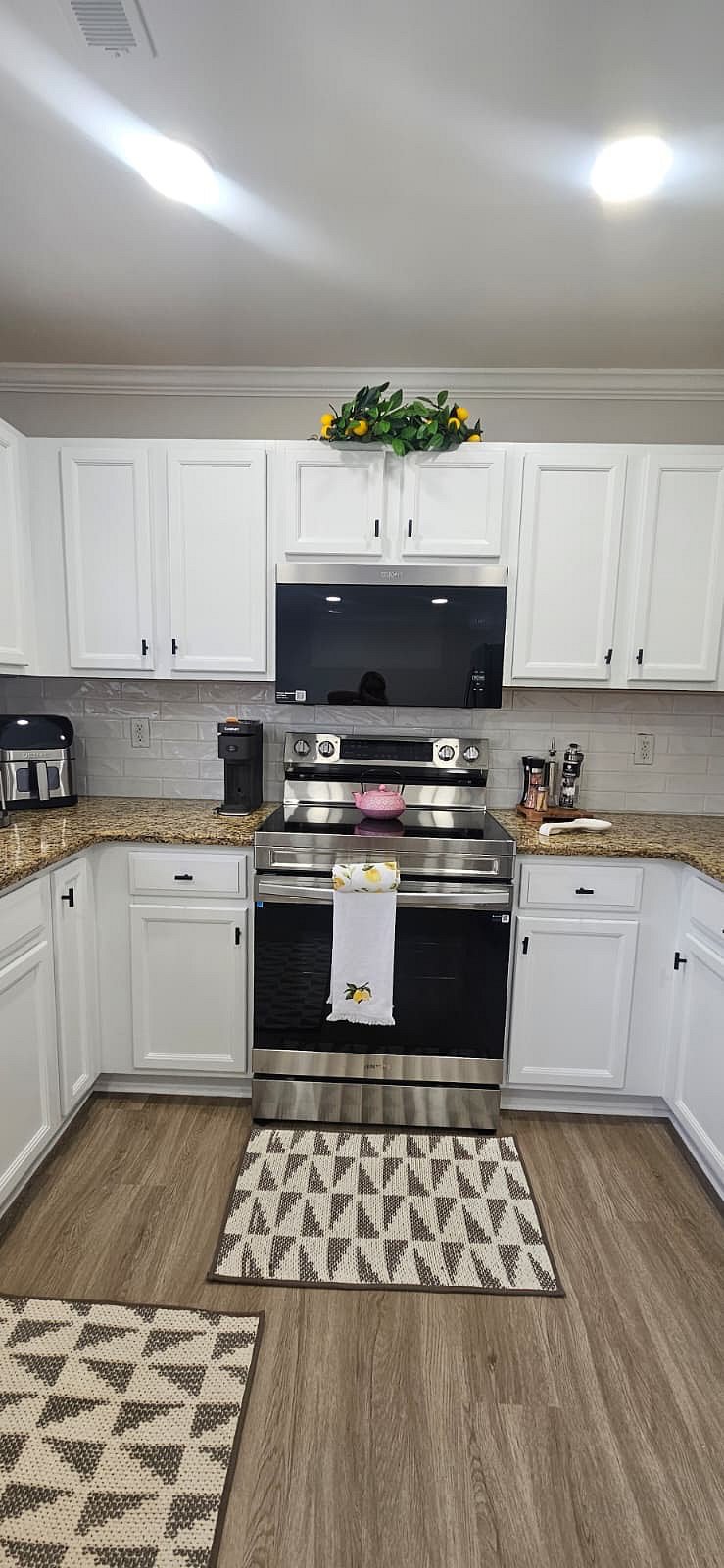 Furnished Finder property 885697_1 photo 21