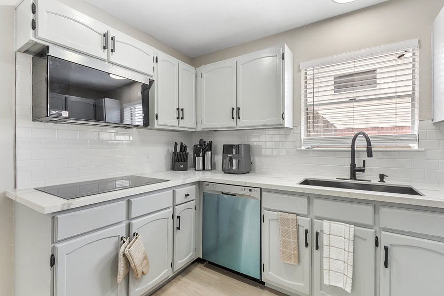 Furnished Finder property 885704_1 photo 4
