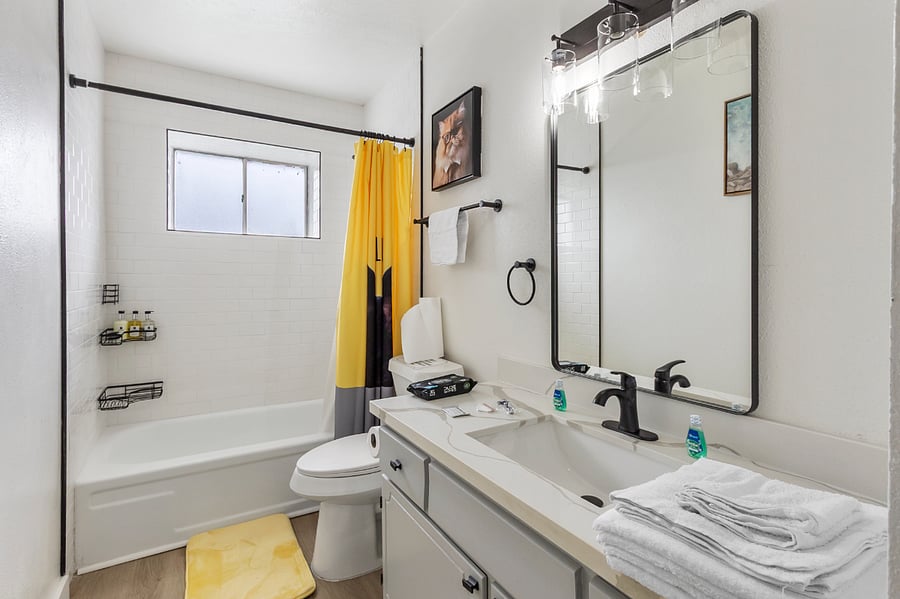 Furnished Finder property 885704_1 photo 17
