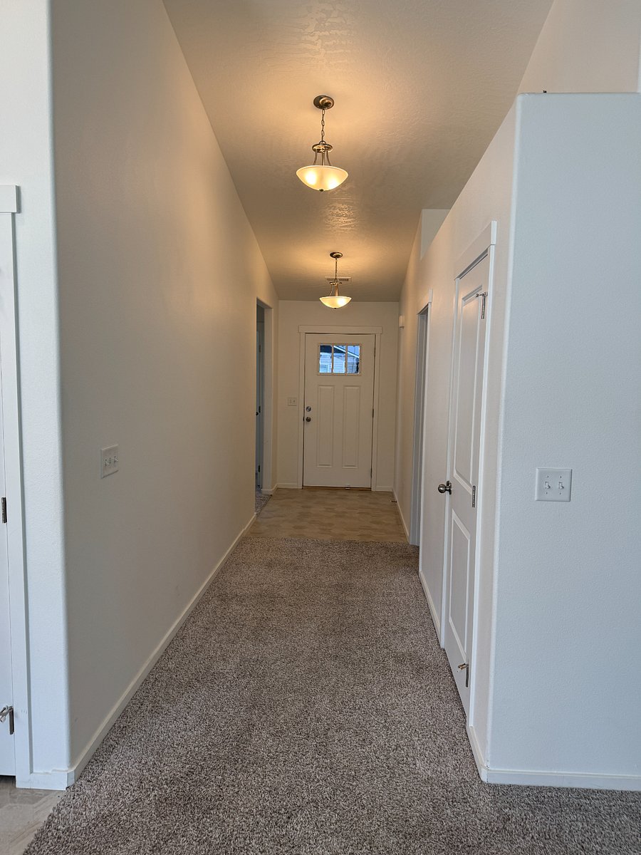 Furnished Finder property 885705_1 photo 4