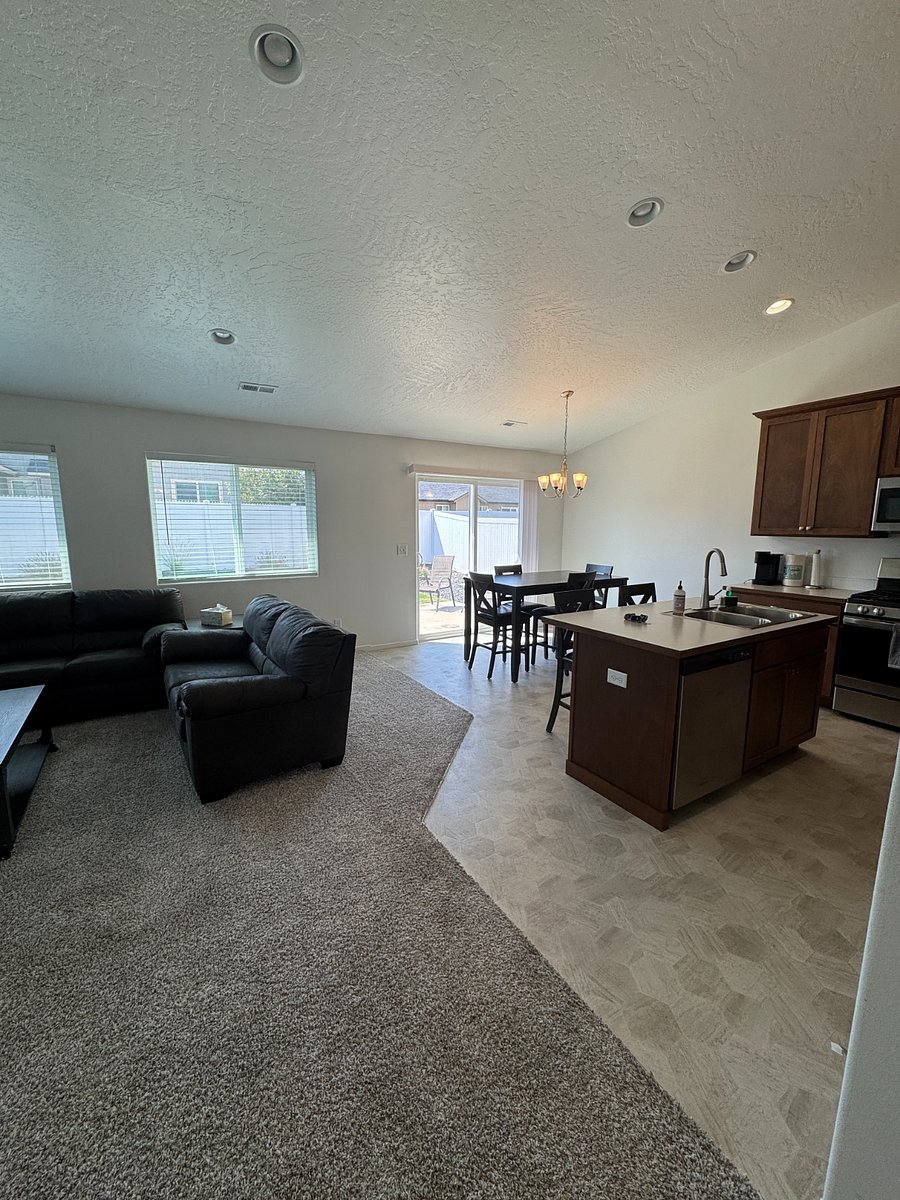 Furnished Finder property 885705_1 photo 8