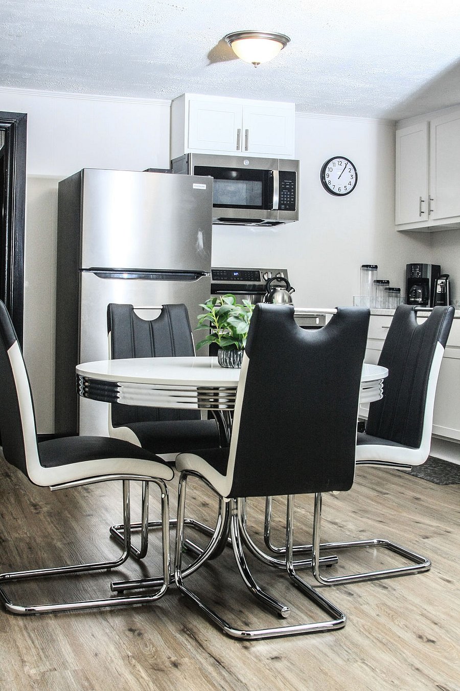 Furnished Finder property 885721_1 photo 16