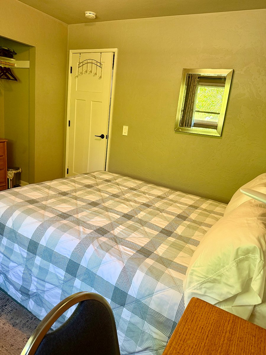 Furnished Finder property 885724_1 photo 4