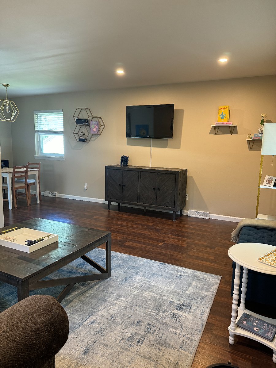 Furnished Finder property 885730_1 photo 9