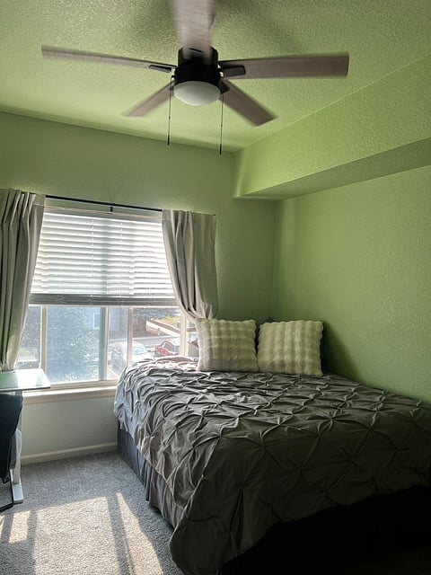 Second bedroom