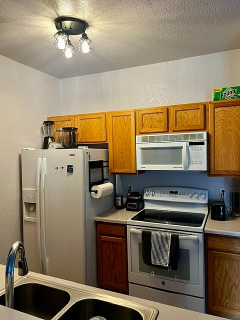 Furnished Finder property 885760_1 photo 27
