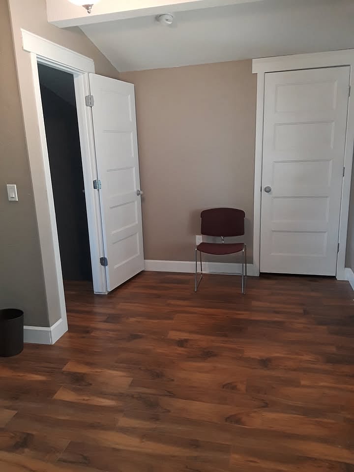 Furnished Finder property 885764_1 photo 8