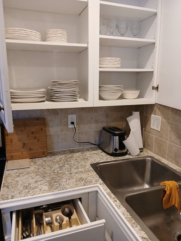 Furnished Finder property 885764_1 photo 4