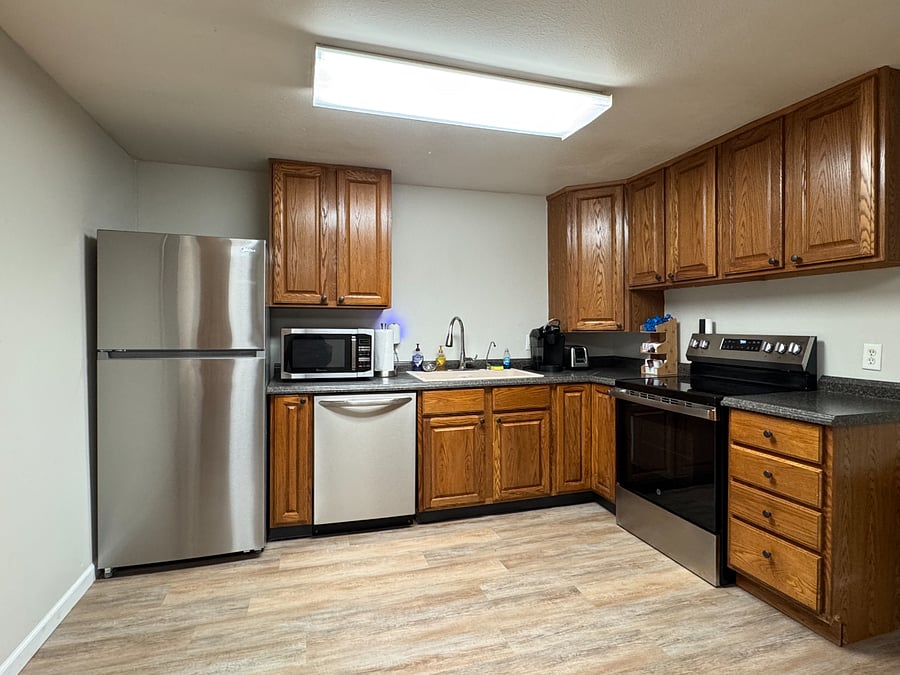 Spacious kitchen, stocked for all your cooking needs