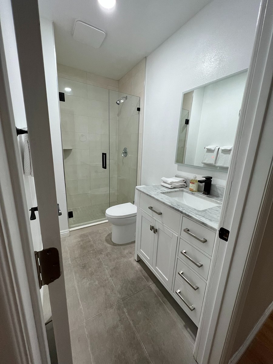 Furnished Finder property 885770_1 photo 6
