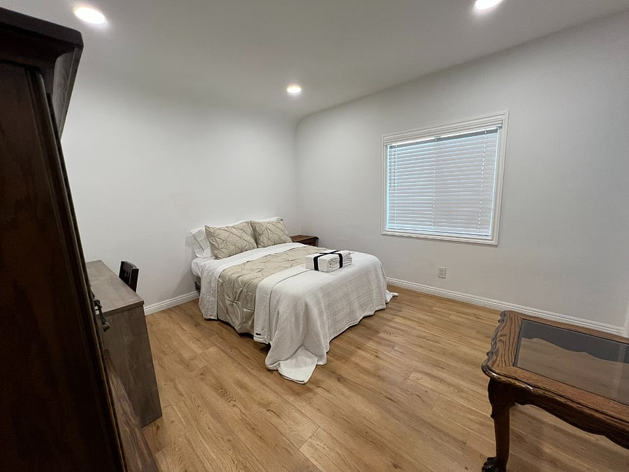 Furnished Finder property 885770_1 photo 4