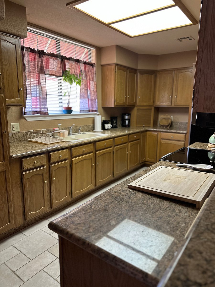 Furnished Finder property 885779_1 photo 17