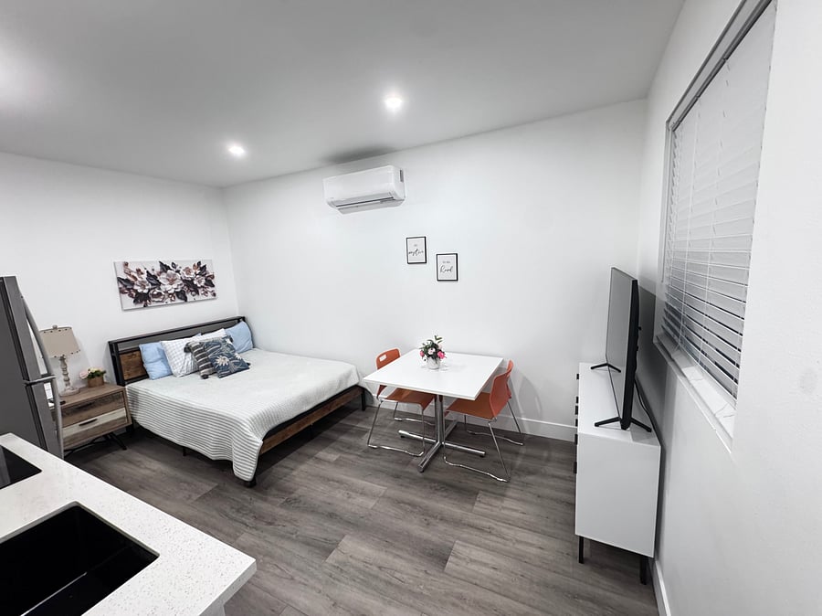 Furnished Finder property 885785_1 photo 14