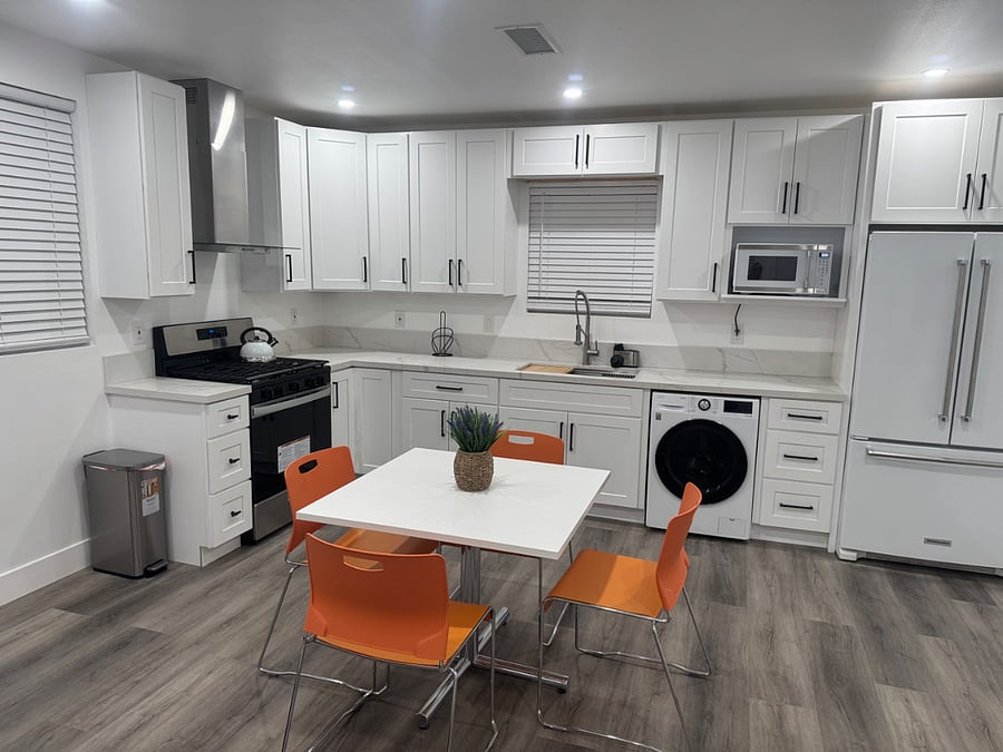 Furnished Finder property 885785_1 photo 8