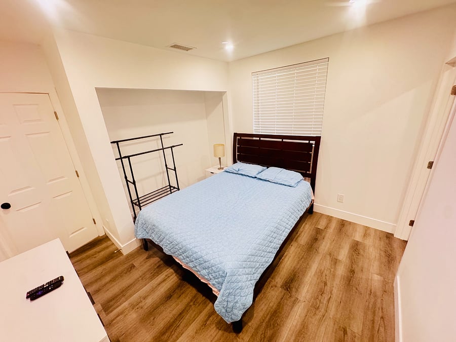Furnished Finder property 885785_1 photo 13