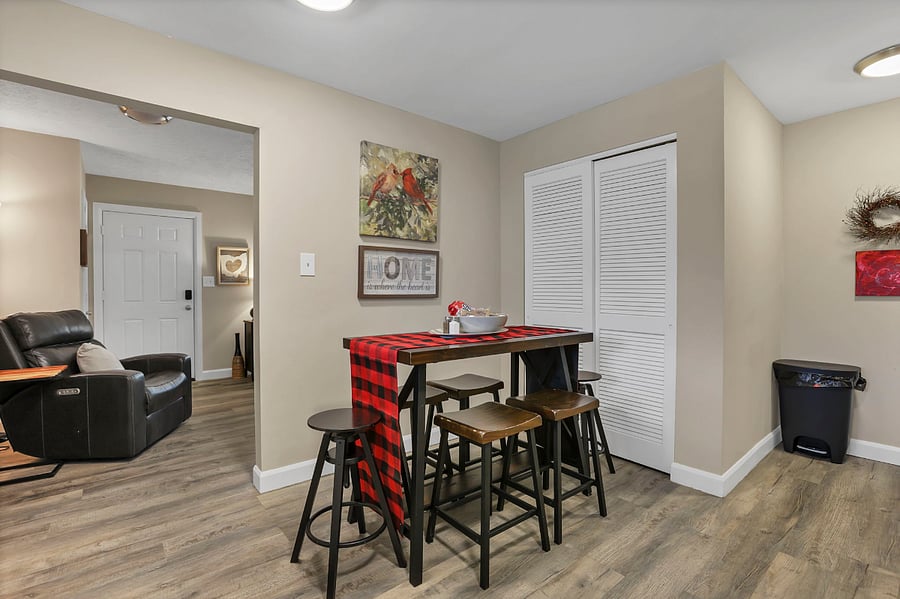Furnished Finder property 885819_1 photo 18