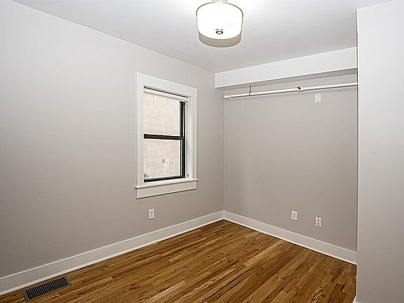 Furnished Finder property 885832_1 photo 11
