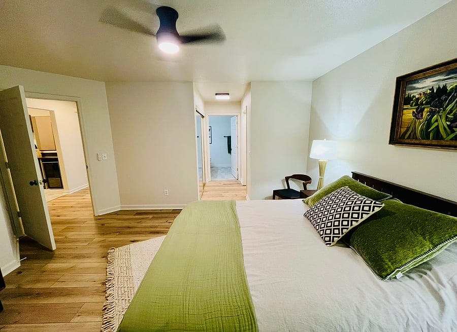 Furnished Finder property 885833_1 photo 14