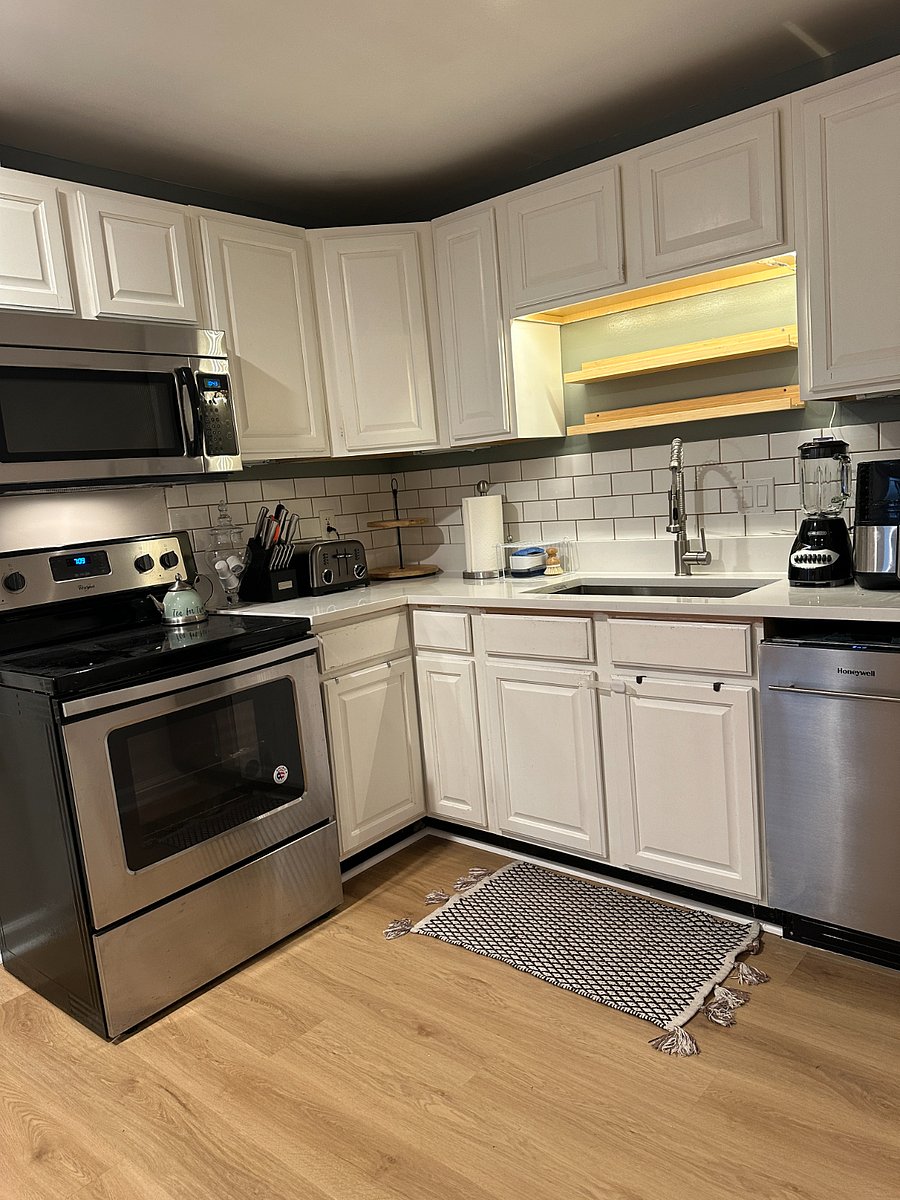 Furnished Finder property 885841_1 photo 28