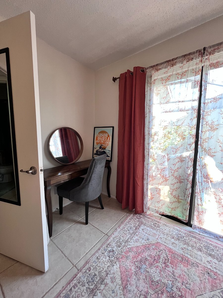 Furnished Finder property 885853_1 photo 3