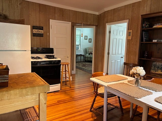 Great room.
