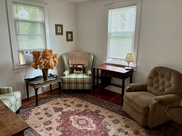 Living room.