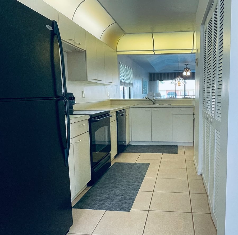 Kitchen and laundry closet