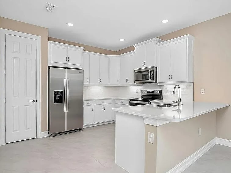 Furnished Finder property 885902_1 photo 3