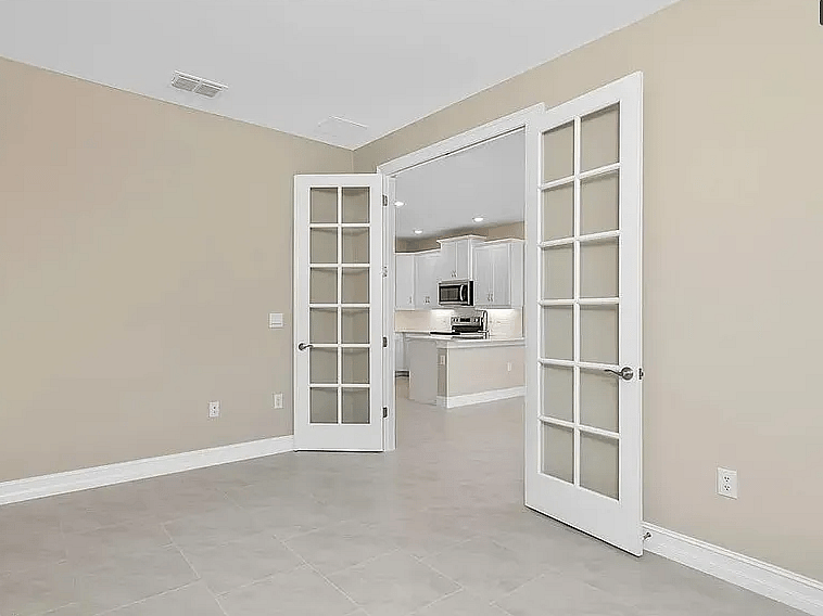 Furnished Finder property 885902_1 photo 5