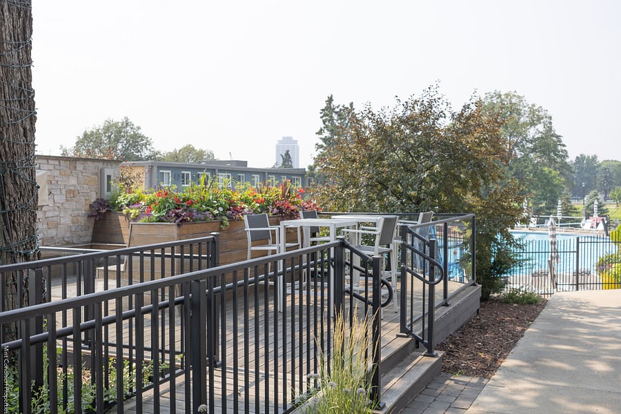 Furnished Finder property 885904_1 photo 22