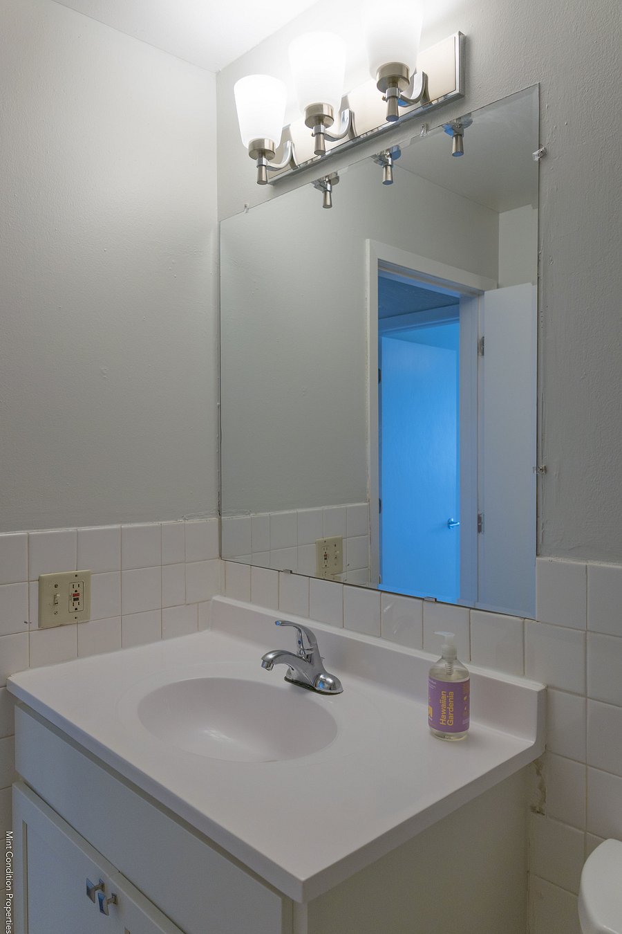 Furnished Finder property 885904_1 photo 24