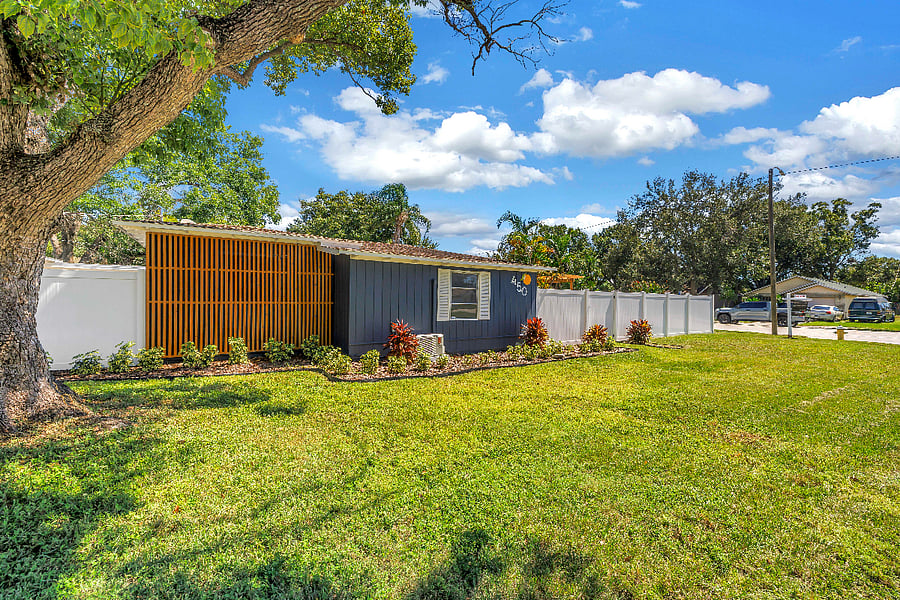Furnished Finder property 885920_1 photo 24