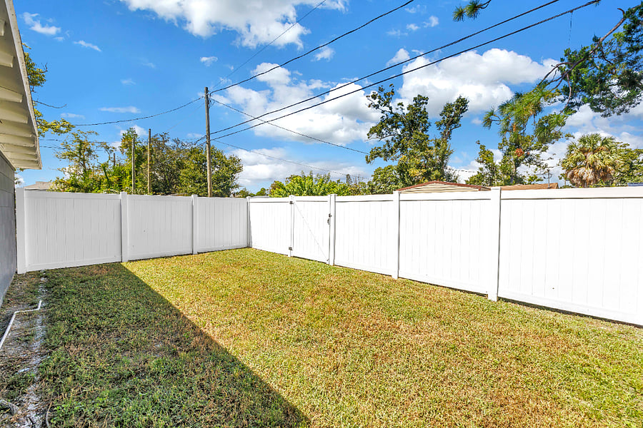Furnished Finder property 885920_1 photo 31