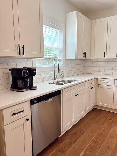 Furnished Finder property 885923_1 photo 4