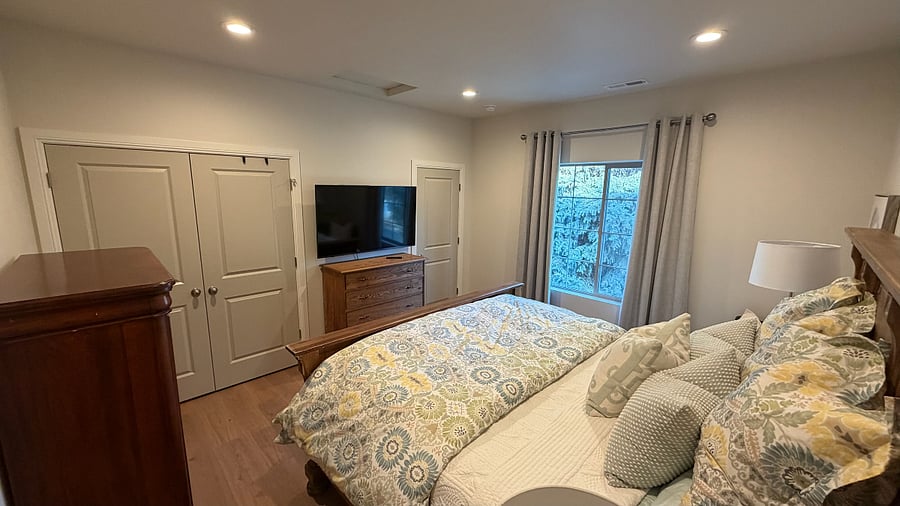 Furnished Finder property 885939_1 photo 8