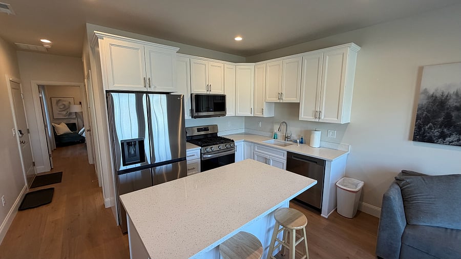 Furnished Finder property 885939_1 photo 3