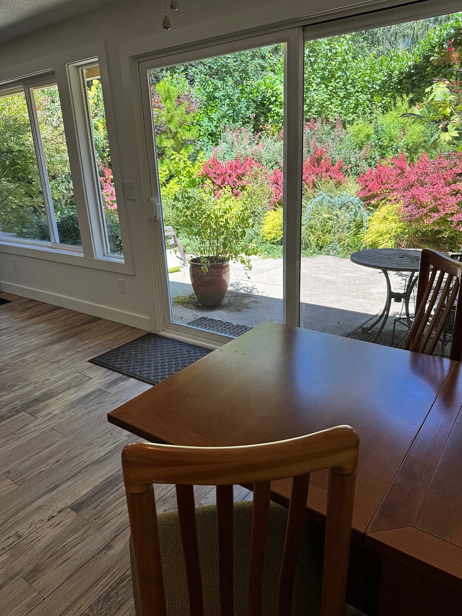 Furnished Finder property 885966_1 photo 3