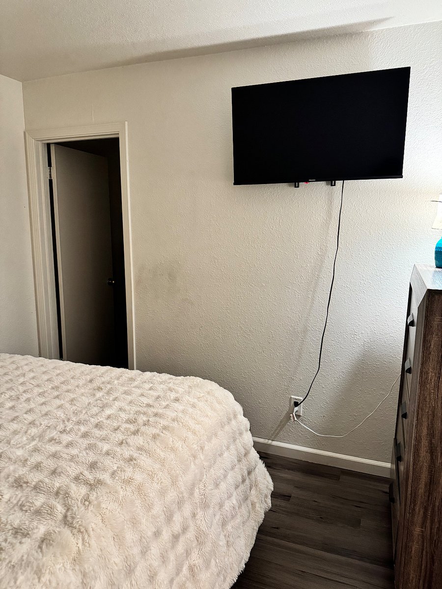 Furnished Finder property 885989_1 photo 4