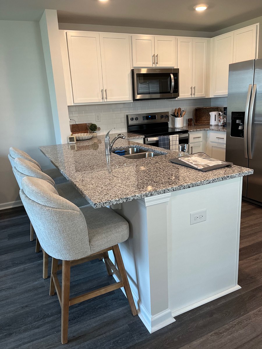 Furnished Finder property 885992_1 photo 5
