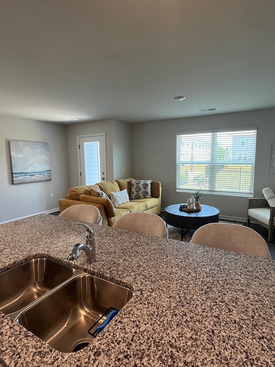 Furnished Finder property 885992_1 photo 6