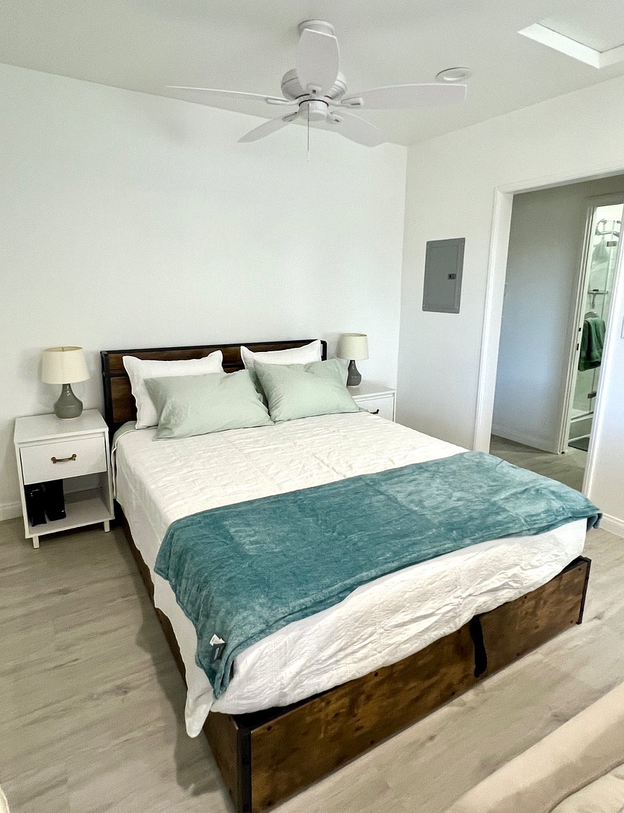 Furnished Finder property 885994_1 photo 4