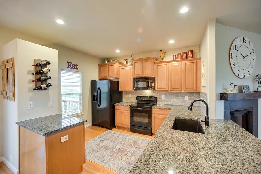Furnished Finder property 885996_1 photo 6