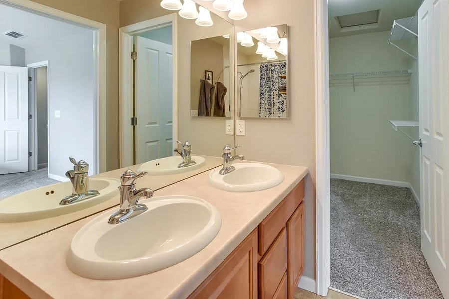 Furnished Finder property 885996_1 photo 14