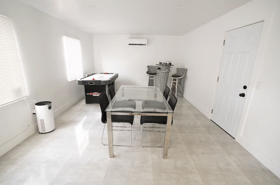 Enjoy an arcade game and mini bar area conveniently located near the kitchenperfect for added fun and relaxation during your stay!