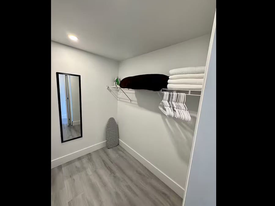 Furnished Finder property 886013_1 photo 16