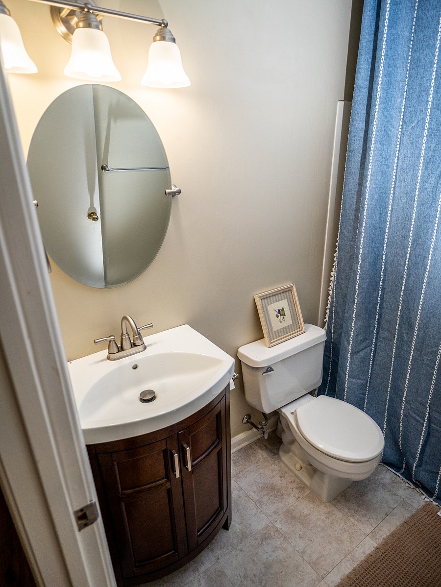 Furnished Finder property 886018_1 photo 18